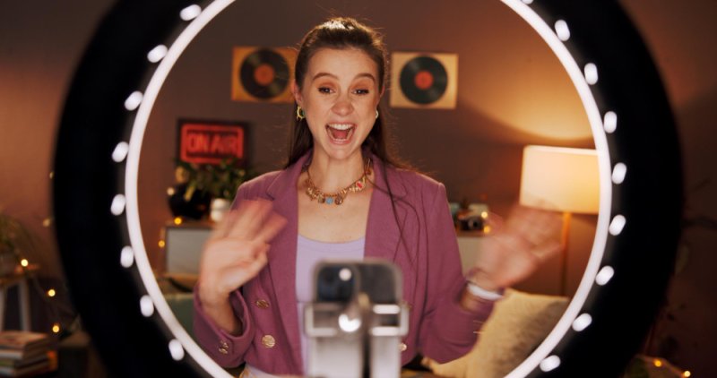 Yurtdışında İçerik Üreticiliği İçin Şirket